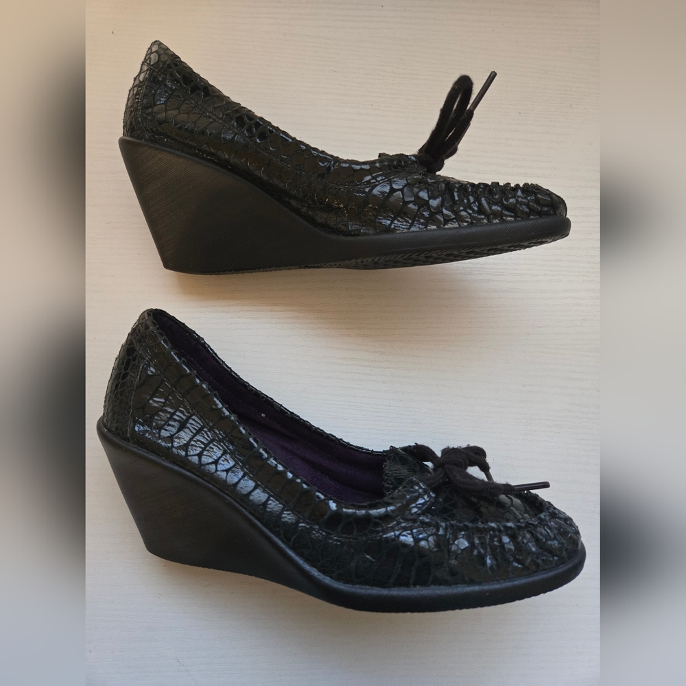 Aerosoles Women Black Wedge Slip On Shoes